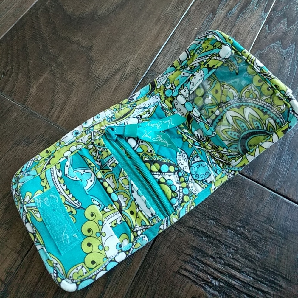 🔥🔥 Vera Bradley Wallet - Picture 2 of 5